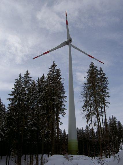Energiegemeinde Wildpoldsried (Allgäu) 2000 kw Anlage (E-82) Insgesamt 5 Windanlagen Rund 2500