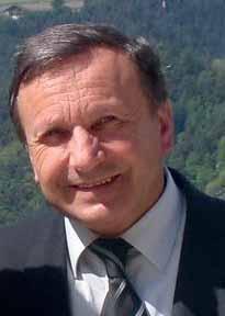 Dr. Sebastian Gutwenger25 Lehrer an der Berufsschule Bruneck von 1979 bis 2007 Dr. Sebastian Gutwenger Sebastian Gutwenger wurde am 19.09.1943 in Imst (Nordtirol) geboren.