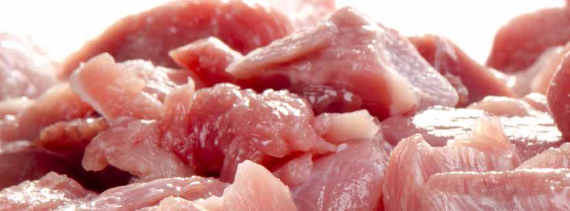 Hantieren mit rohem Geflügelfleisch ist das gründliche Waschen der Hände unverzichtbar, bevor andere Küchenarbeiten begonnen werden.