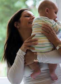 2 Eltern & Kind Prager-Eltern-Kind- Programm (PEKiP) Für Mütter/Väter mit ihrem Baby ab der 6.