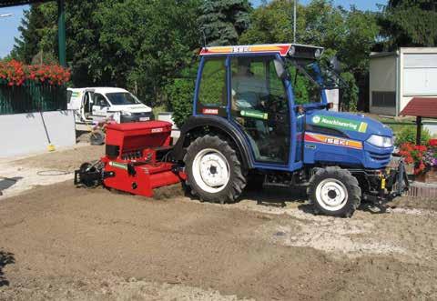 immer das passende Werkzeug sofort mit dabei. Umkehrfräse Beim Maschinenring Krems-Gföhl steht seit Sommer 2014 eine AGRITEC UFF40-120V Umkehrfärse für Bodenbearbeitung zu Verfügung.