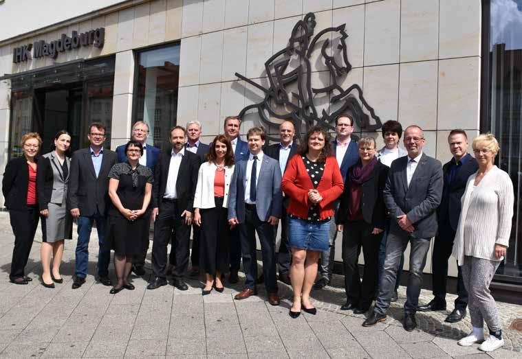 Foto: IHK Magdeburg Dienstleistungsausschuss konstituiert Nach der Berufung der Mitglieder des Dienstleistungsausschusses durch die Vollversammlung am 27.