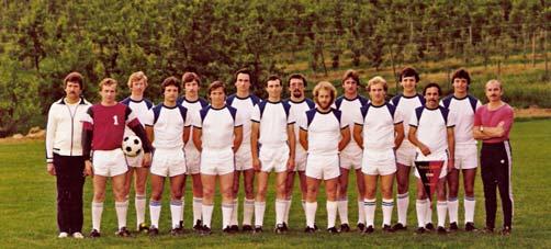 100 Jahre TSV Raidwangen Abteilungen In der Saison 1977/78 gelang unter Trainer Matthias Handel und den Spielleitern Günter Veit und Günter Beck der erneute Aufstieg mit der Meisterschaft in der