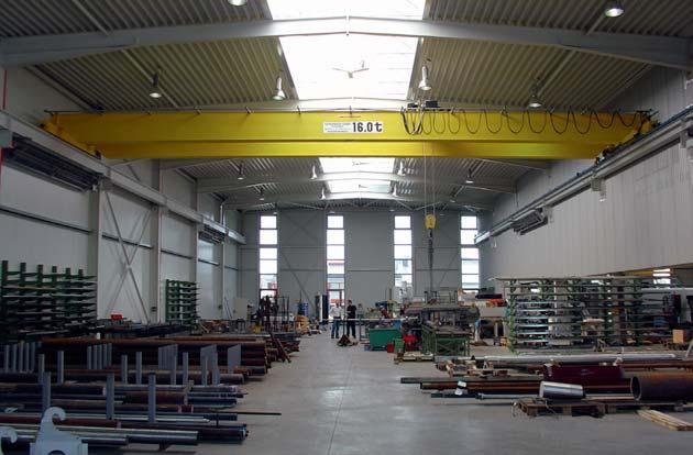 Industrieleuchten 276 COMO / UNISO Hallenstrahler für Industriebeleuchtungen Gehäuse und Reflektor aus Aluminium 720 520 1x250W =70.