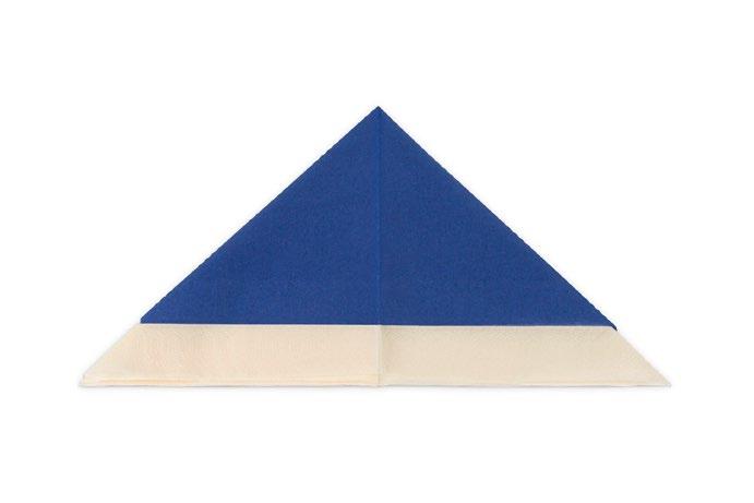 Die Servietten haben nun die Form eines Dreiecks.