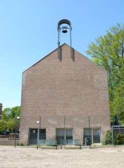 Kapitel 4 Diffusion des Raumes - Der niederländische Kirchenbau gemäß Berghoef Abb. 59 Berghoef & Klarenbeek. Johanneskapelle an der Bosbesstraat in Den Haag, 1959.