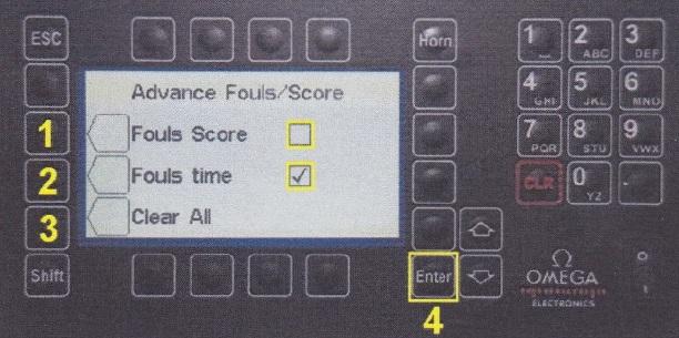 TSV Frick Kurzbedienungsanleitung OMEGA SATURN Settings Bildschirm 2 erscheint. Mit der "Pfeiltaste" (1) wird die nächste Settings - Auswahl angezeigt. "Ad. Fouls / Score" mit Taste (1) wählen.