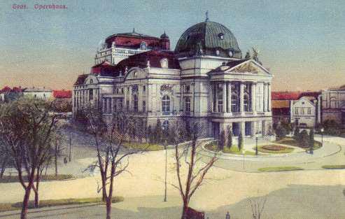 3.2.) Neues Haus, halt s aus: 13 Die Eröffnung des neuen Opernhauses Am 16. September 1899 erfolgte um 11 Uhr die Schlussstein-Legung des neuen Theaterbaus 14 durch Maurer in historischen Kostümen.