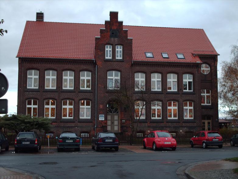 Grundschule Perver Anzahl Schüler/innen: 160 Anzahl Lehrkräfte: 12 Die Grundschule Perver befindet sich in einem der ältesten Stadtteile von Salzwedel.