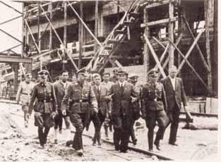 Der Funktionswandel der KZ-Häftlingsarbeit 1939 1945 2.1 IG-Farben-Baustelle in Auschwitz.