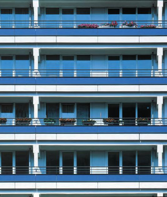 BALKONPLATTEN Objektbeispiel Balkonplatten Bildungswerk der Sächsischen Wirtschaft, Dresden Architekten: Heinle,