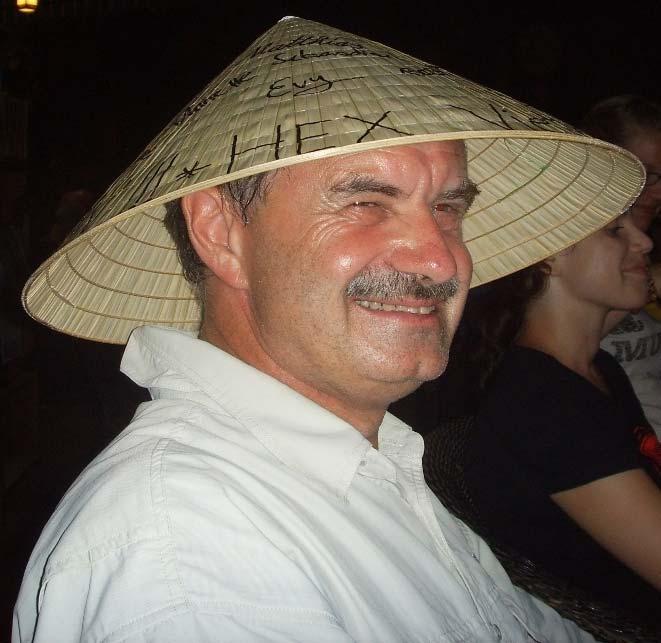 und Dipl.Vw. Dipl.Geogr. Lech Suwala werden nicht zuletzt wegen der signierten vietnamesischen Hüte gerne an die Exkursion zurückdenken.
