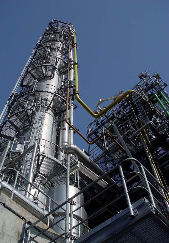 Puralube ANZEIGE GmbH Die Puralube GmbH mit Sitz in Elsteraue (Zeitz) bei Leipzig betreibt seit 2004 erfolgreich die weltweit erste Raffinerie zur Aufarbeitung von Altölen zu Basisölen der API-
