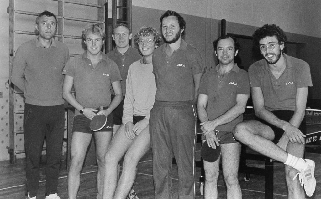 Gerhardinger. Die 1. Mannschaft der Saison 1984/85: Meister der Landesliga und Aufsteiger in die Bayernliga.