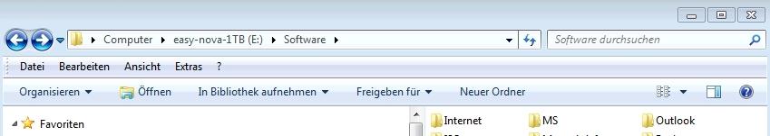 Bei Windows 7 ändert man die Einstellung über das Icon in dem man den Ausklapppfeil anklickt und dort dann große Symbole auswählt.