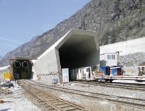 Gotthard San Gottardo Stand der Bauarbeiten Gotthard-Basistunnel Der 57 km lange Gotthard-Basistunnel wird in fünf Hauptlosen