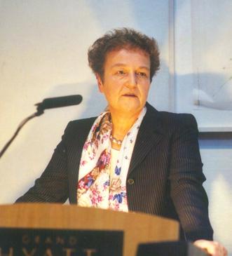 Februar 2002 im Grand Hyatt Hote am Potsdamer Patz. Eine große Zah von Abgeordneten, angeführt von dem Vorsitzenden des Rechtsausschusses Prof. Dr.