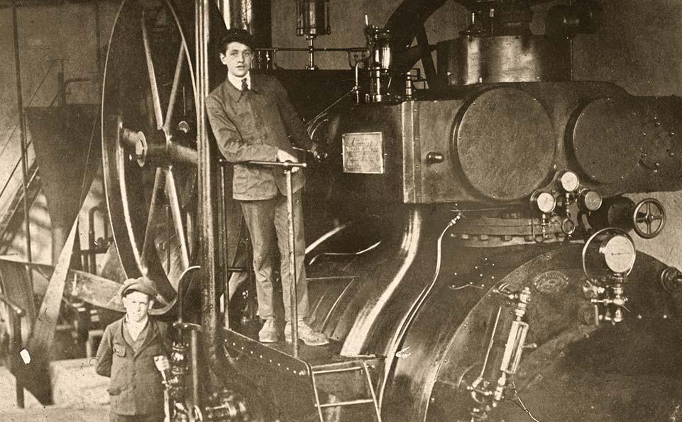 Unsere Geschichte: Erfolg seit 150 Jahren 1866 Am 6. Januar gründen 22 Dampfkesselbesitzer in Mannheim den ersten Dampfkessel-Revisions-Verein.