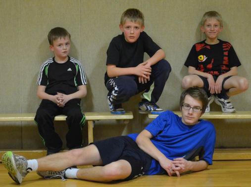 Lauftreff Kinder Abt. Leichtathletik Sascha Hettmann Im Gymnastikraum an der Stadthalle treffen sich jeden Dienstag von 17.00 bis 18.00 Uhr ca. 4 Kinder zum Lauftraining.