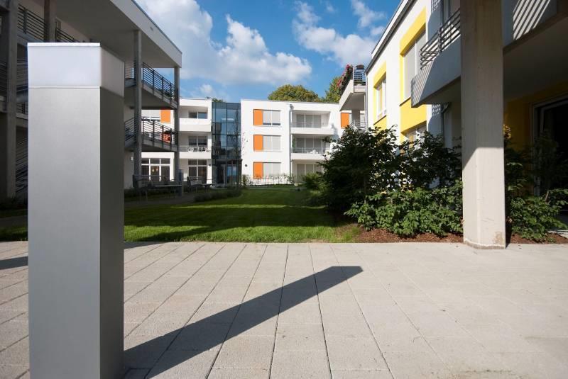 Wohnpark Hiltroper Landwehr in Bochum-Gerthe kombinierte Wohn- und Pflegeeinrichtung mit 25 öffentlich geförderten Mietwohnungen und 18 Eigentumswohnungen stationäre Hausgemeinschaft mit 31
