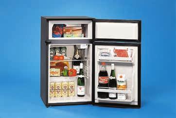 CRUISE Classic Marine Kühlschränke CRUISE 90, 100, 130 DRINK CRUISE 90 Der CR 90 ist ein zweitürige Kühl- Gefrierkombination.