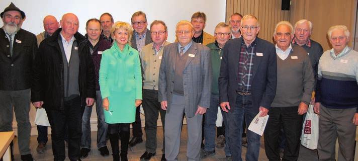 Das Kitzinger Modell der Naturschutzwacht ist einzigartig in Bayern Ehrenamtliche Naturschutzwächter des Landkreises geehrt Corinna Petzold Zahlreiche ehrenamtliche Naturschutzwächter wurden für