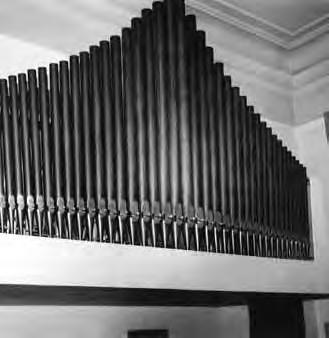 Die Orgel besitzt mechanisch gesteuerte Schleiladen. I.