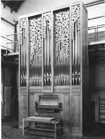 Pfarrkirche Inzersdorf, Zustand 2016 Die neue Orgel wurde nun von der Werkstätte Johannes Rohlf gebaut.