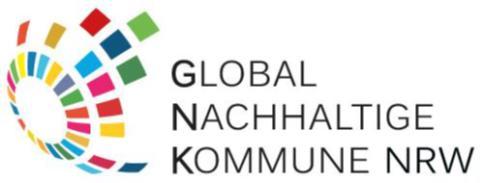 Unterstützung bei der Erstellung kommunaler Nachhaltigkeitsstrategien Projektbeispiel: Global Nachhaltige Kommune in NRW Beratung von 16 Modellkommunen bei der Entwicklung von kommunalen