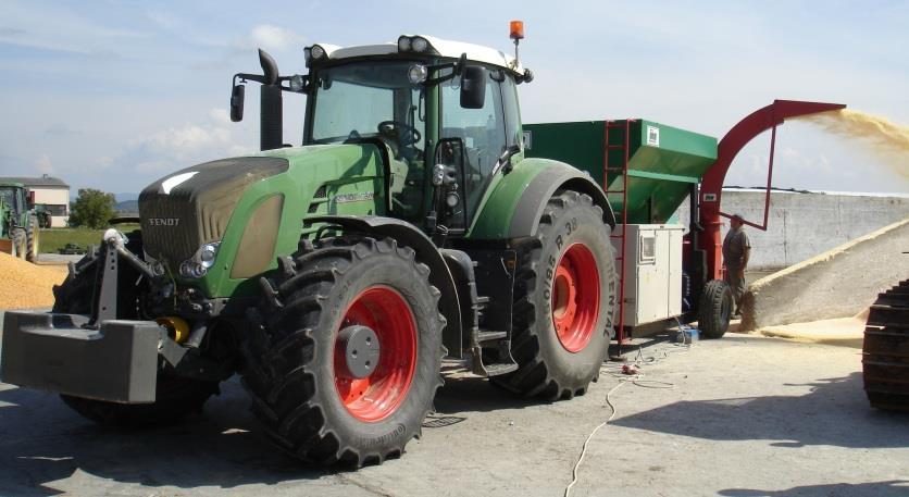 MOBILE MAISMÜHLE- in der Praxis / Vorteile Für den größten Produzenten von Fleisch und Milch in Kroatien -Agrokor, wurde ein neues Modell der mobilen Maismühle mit einem Traktorantrieb entwickelt.