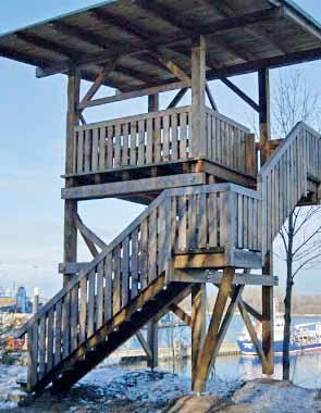 Am Dummersdorfer Ufer kann in die Ferne geschaut werden... Der zweite Aussichtsturmes wurde eingeweiht Fast unbemerkt in der Bevölkerung wurde der neue hölzerne Aussichtsturm Borndiek am 7.