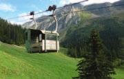 Alpenwiesen, schäumend klaren Bergbächen und faszinierenden