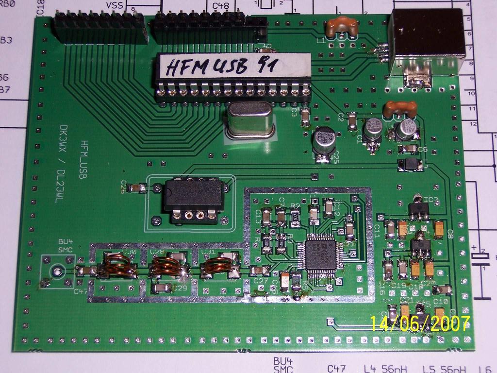 Netzwerktester HFM3USB Prozessor und DDS-Frequenzerzeugung HFM3USB Netzwerktester nach DK3WX einfache Variante ohne Verstärker, mit USB-Anschluß Stromversorgung ca.