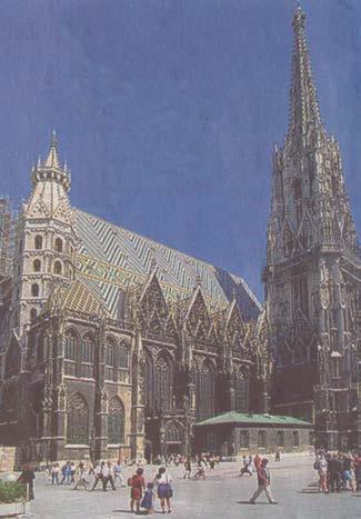 Seit 1722 Sitz des Wiener Erzbischofs u. Pfarrkirche des Bistums Passau 1137 von Herzog Jasomirgott v. Österreich gegründet. Grundsteinlegung 1359 zum gotischen Neubau. 5.