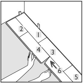 Anschließend richten Sie die ersten beiden, verlegten Reihen ordnungsgemäß unter Einhaltung des Wandabstandes (10 mm) zu den Wänden aus und platzieren die Abstandshalter.