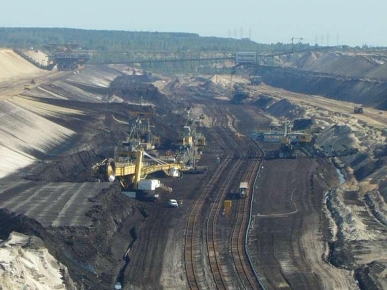 Braunkohle nicht nur Gift für das Klima. Vattenfall-Tagebau bei Cottbus.