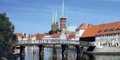 Lübeck ist die Geburtsstadt Thomas und Heinrich Manns und bekannt für das Niederegger Marzipan.