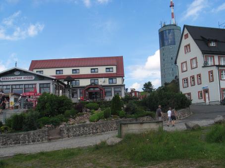 Programm. Die Wanderer machten sich mit dem Zug auf nach Eisenach.