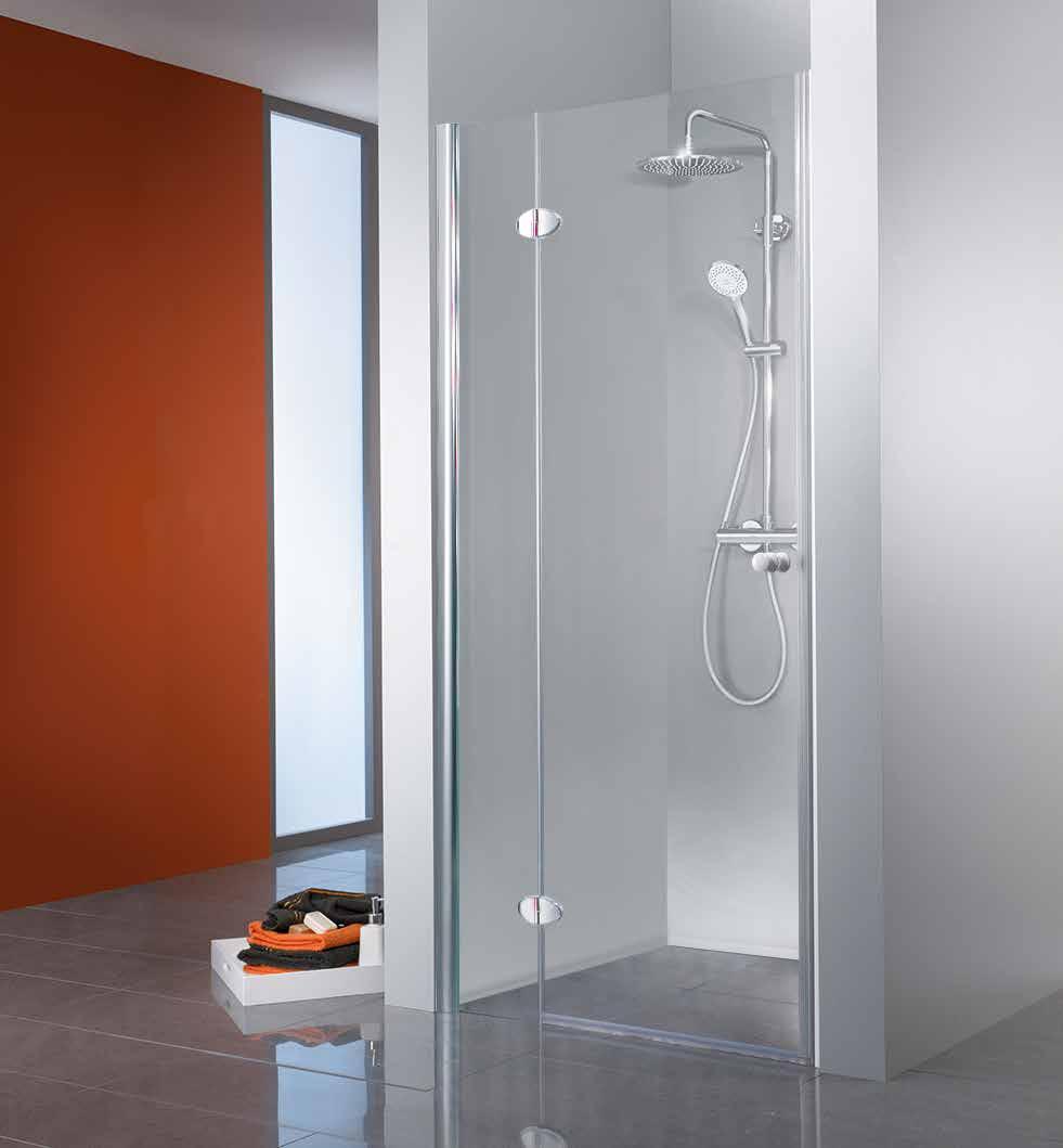 PREMIUM CLASSIC Transparente Frische im Bad Drehtür Nische Der vorgezogene Drehpunkt ermöglicht eine Installation auch bei ungünstig platzierten Heizkörpern oder Mauervorsprüngen.