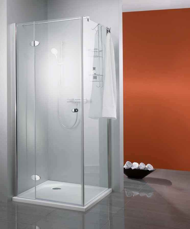 Drehtür mit Seitenwand/ verkürzter Seitenwand Die Seitenwand bietet Flexibilität für die Kombination mit der angrenzenden Badewanne.