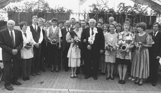 Schützenbruderschaft St. Katharina Berg und Tal e.v. 69 1996 Die Schützen mit Freunden und Bekannten feierten am 10.