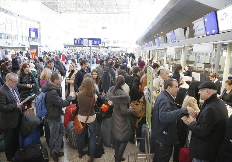 Februar 2014: Flugstreichungen: 45 Arrivals, 48 Departures Inbound Pünktlichkeit: 78,4%
