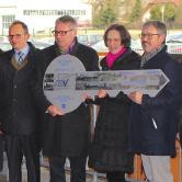 2015 > AWV stellt Weichen für die Zukunft: Neuer Vertrag mit AVA Augsburg unterzeichnet. Entsorgungssicherheit bis 2025. > Neueröffnung Recyclinghof Buchdorf.