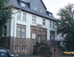 Im Alten Amtshaus im sauerländischen Kierspe befindet sich ein kleines Museum mit faszinierenden Objekten: das Bakelit- Museum.