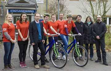 SPORTKREISE Projekt Sport-Umwelt-Team Sportkreismitarbeiter jetzt auf dem Rad unterwegs Jeden Tag sind die sieben Mitarbeiter des Sportkreises für Sportvereine und Kindertagesstätten in Heidelberg