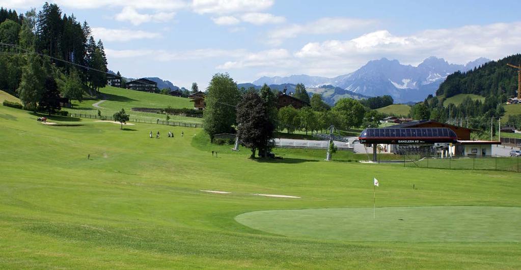 Golf & Landclub Rasmushof Die schmucke 9-Loch-Golfanlage, schon über 30 Jahre alt, liegt direkt am Fuße des weltberühmten Hahnenkamms im Zielgelände der legendären Streif.