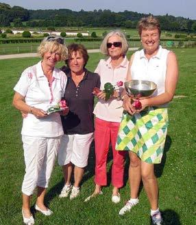 Ellen von Itter (alle Fotos: Katinka Jacobi) Toller Platzrekord mit nur 69 Schlägen: Simone Zwicker-Fuchs Die ersten Clubmeister 2013 im GC Düsseldorf-Grafenberg wurden ermittelt im Vierer und im