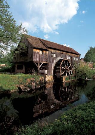 Zu sehen im Museum Unterlinden in Colmar. Seite 70 6 Naturerlebnis der Extraklasse: Der Kaiserstuhl steht für Wein und Wandern.