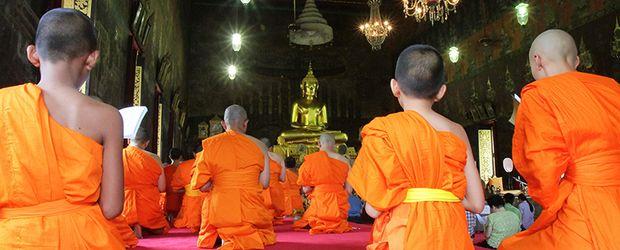 Sawadee, sanftes Thailand Von Bangkok ins Goldene Dreieck und zurück Bangkok, Wat Rakang Kositaram, : Thailändisches Fremdenverkehrsamt Sie kennen Thailand?