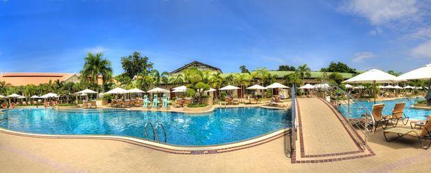 Poolansicht, : Thai Garden Resort Lage Das Hotel unter deutscher Leitung liegt im Norden von Pattaya inmitten einer großen Gartenanlage.